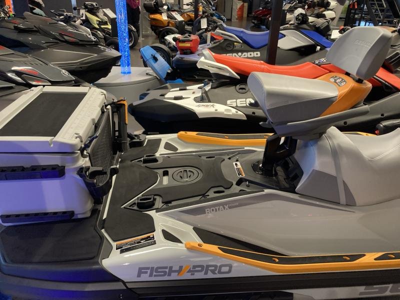 Sea-Doo FishPro Trophy 170 2025 - Image 4