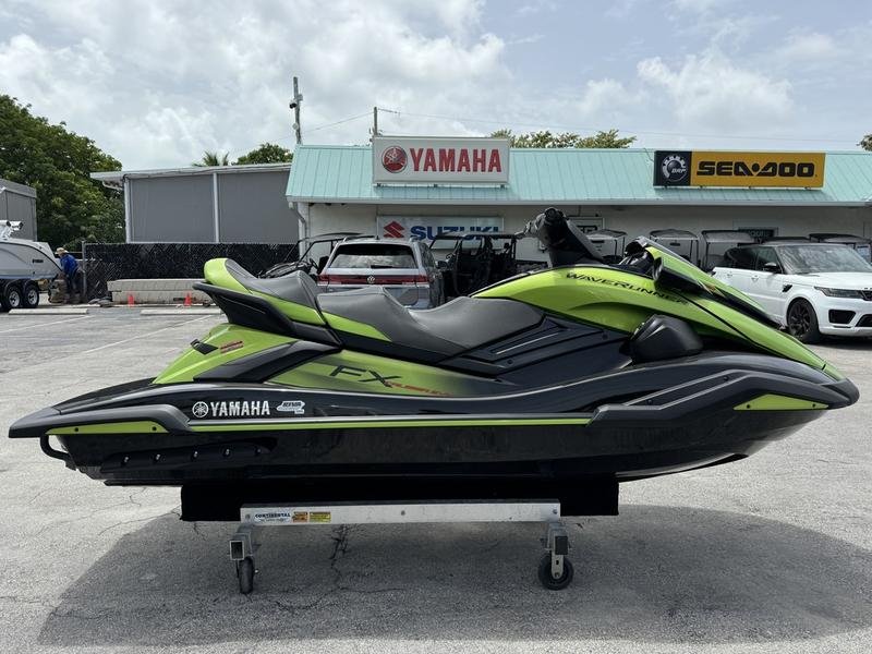 2024 Yamaha Waverunners FX Cruiser SVHO avec Audio - Image 2