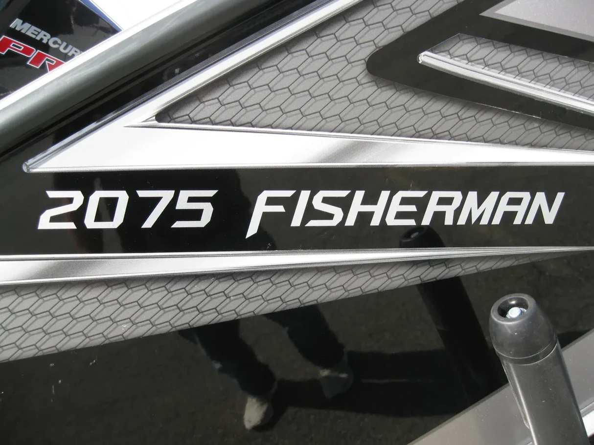 Lund 2075 Fisherman 2026 - Image 5