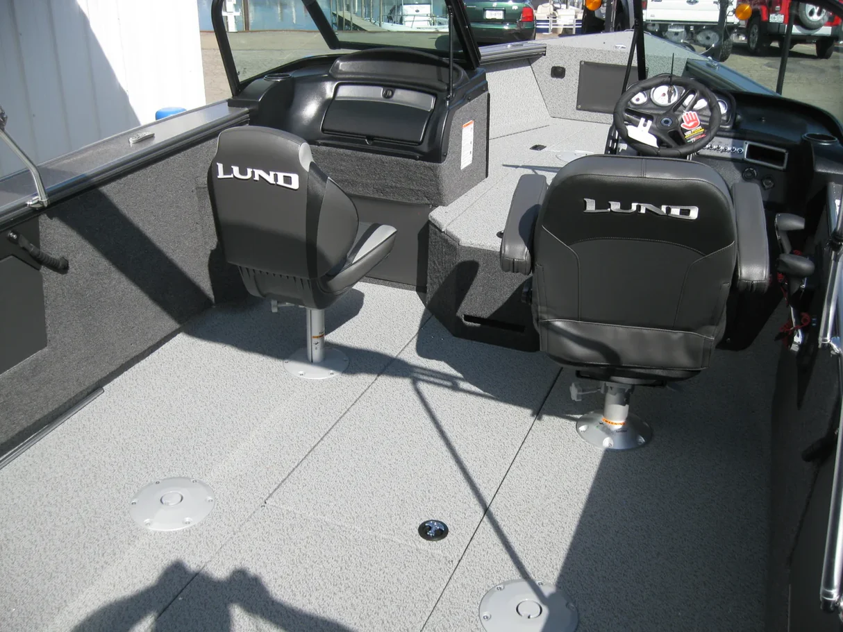 Lund 2075 Fisherman 2026 - Image 8
